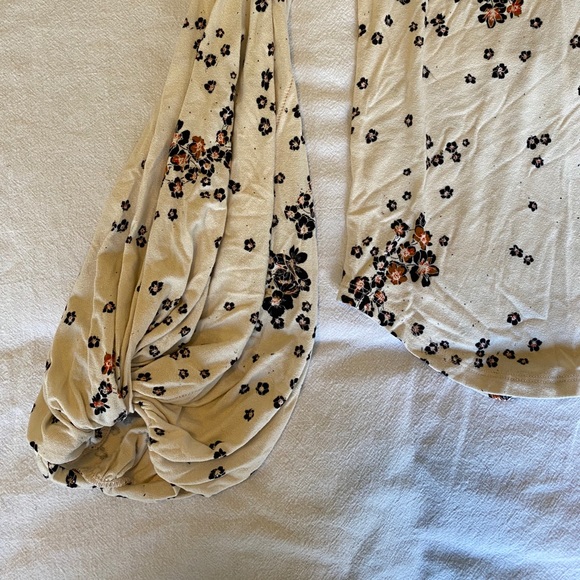 Free People long sleeve - Picture 3 of 3